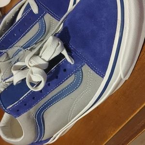 Vans….First 30$ takes em